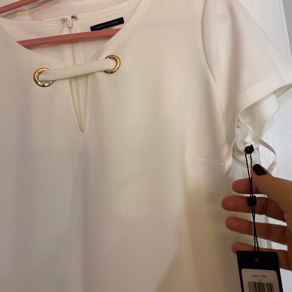 TWO Tommy Hilfiger Short Sleeve Dresses - Picture 5 of 5